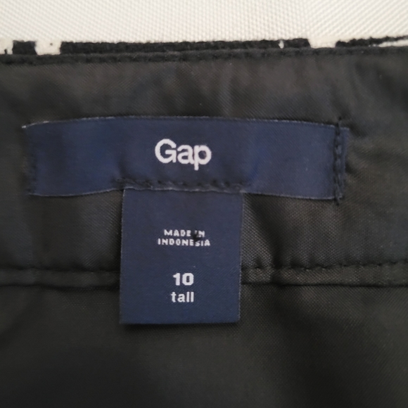 GAP Abstract B&W Mini Skirt With Pockets Size 10 - Picture 8 of 10